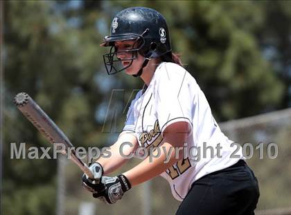 Thumbnail 1 in Oak Park vs. Oxnard (T.O. Tournament) photogallery.