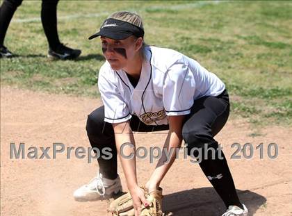 Thumbnail 2 in Oak Park vs. Oxnard (T.O. Tournament) photogallery.