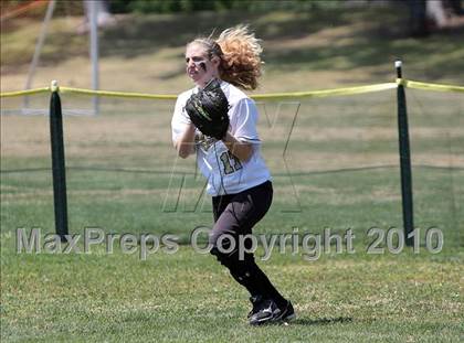 Thumbnail 1 in Oak Park vs. Oxnard (T.O. Tournament) photogallery.