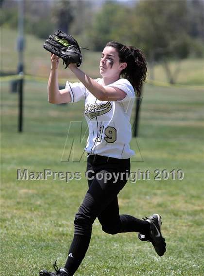 Thumbnail 3 in Oak Park vs. Oxnard (T.O. Tournament) photogallery.