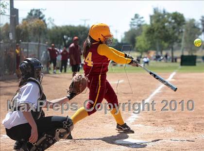 Thumbnail 1 in Oak Park vs. Oxnard (T.O. Tournament) photogallery.