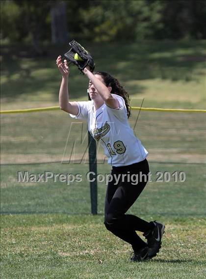 Thumbnail 2 in Oak Park vs. Oxnard (T.O. Tournament) photogallery.