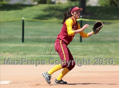 Thumbnail 2 in Oak Park vs. Oxnard (T.O. Tournament) photogallery.