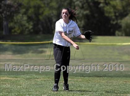 Thumbnail 2 in Oak Park vs. Oxnard (T.O. Tournament) photogallery.