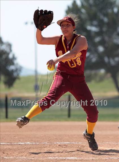 Thumbnail 1 in Oak Park vs. Oxnard (T.O. Tournament) photogallery.