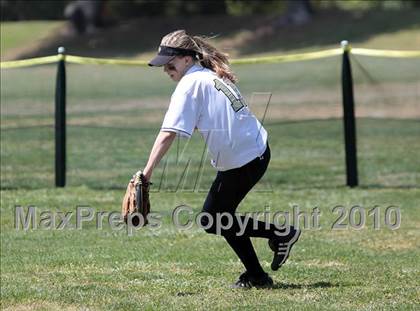 Thumbnail 3 in Oak Park vs. Oxnard (T.O. Tournament) photogallery.