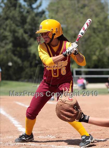 Thumbnail 2 in Oak Park vs. Oxnard (T.O. Tournament) photogallery.