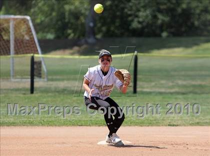 Thumbnail 1 in Oak Park vs. Oxnard (T.O. Tournament) photogallery.