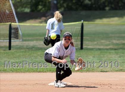 Thumbnail 3 in Oak Park vs. Oxnard (T.O. Tournament) photogallery.