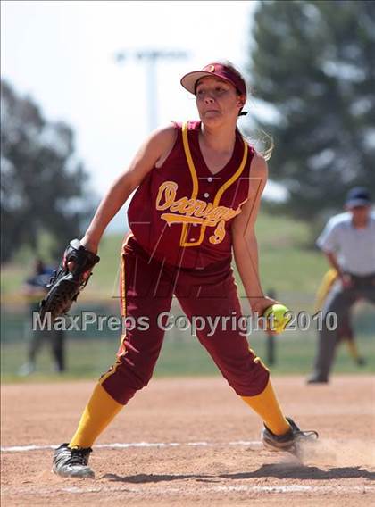 Thumbnail 1 in Oak Park vs. Oxnard (T.O. Tournament) photogallery.