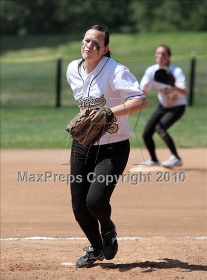 Thumbnail 2 in Oak Park vs. Oxnard (T.O. Tournament) photogallery.