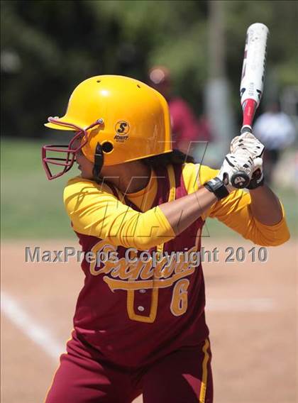 Thumbnail 2 in Oak Park vs. Oxnard (T.O. Tournament) photogallery.
