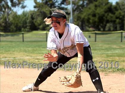 Thumbnail 2 in Oak Park vs. Oxnard (T.O. Tournament) photogallery.