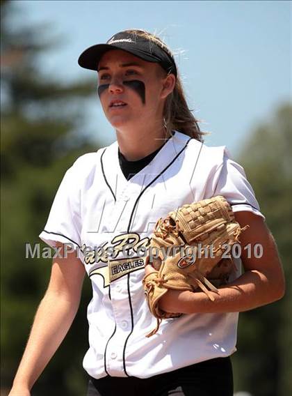 Thumbnail 1 in Oak Park vs. Oxnard (T.O. Tournament) photogallery.