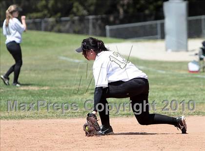 Thumbnail 2 in Oak Park vs. Oxnard (T.O. Tournament) photogallery.