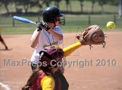 Thumbnail 2 in Oak Park vs. Oxnard (T.O. Tournament) photogallery.