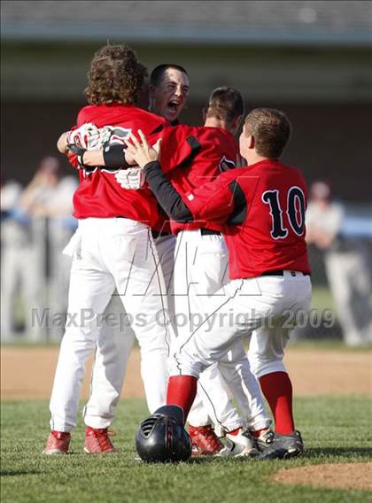 Thumbnail 2 in Bishop Kearney vs. Holley (Section 5 Class B Final) photogallery.
