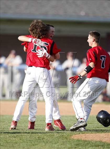 Thumbnail 3 in Bishop Kearney vs. Holley (Section 5 Class B Final) photogallery.
