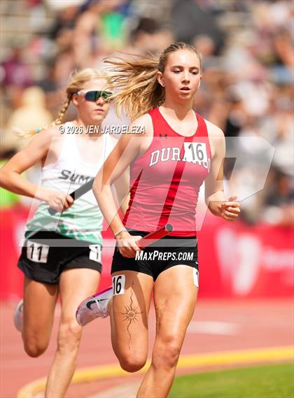 Thumbnail 2 in CHSAA 4A FInal (4x800 Meter Relay) photogallery.