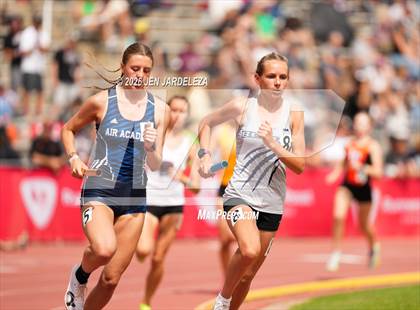 Thumbnail 2 in CHSAA 4A FInal (4x800 Meter Relay) photogallery.