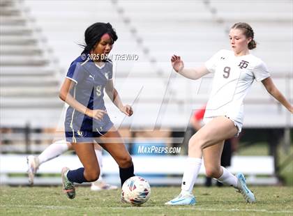 Thumbnail 3 in Thomas Dale vs Western Branch (VHSL Class 6 Region A Quarterfinal) photogallery.