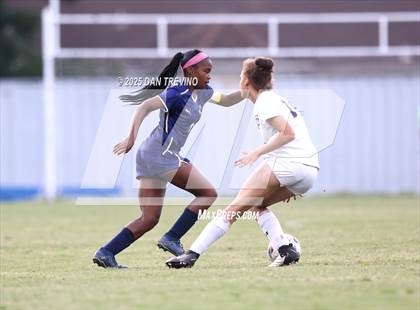 Thumbnail 3 in Thomas Dale vs Western Branch (VHSL Class 6 Region A Quarterfinal) photogallery.
