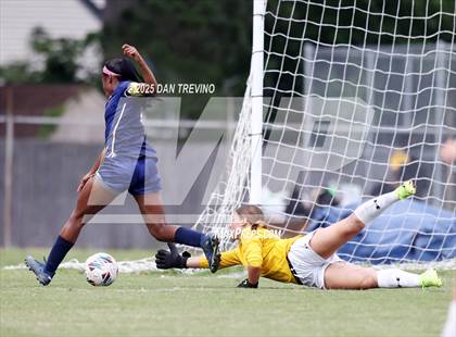 Thumbnail 1 in Thomas Dale vs Western Branch (VHSL Class 6 Region A Quarterfinal) photogallery.