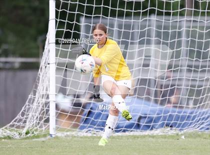 Thumbnail 1 in Thomas Dale vs Western Branch (VHSL Class 6 Region A Quarterfinal) photogallery.