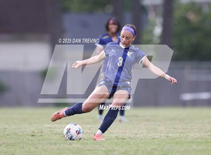 Thumbnail 3 in Thomas Dale vs Western Branch (VHSL Class 6 Region A Quarterfinal) photogallery.