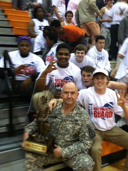 Thumbnail 3 in Ensworth TOC Ceremony photogallery.