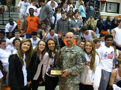 Thumbnail 1 in Ensworth TOC Ceremony photogallery.