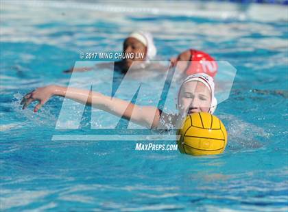 Thumbnail 1 in Laguna Beach vs. San Clemente (Newport Holiday Cup) photogallery.