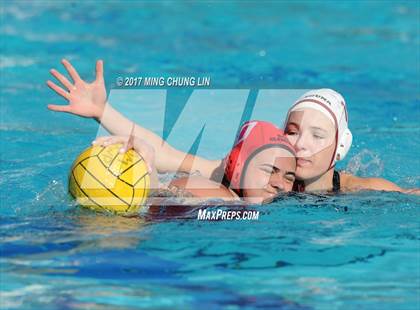 Thumbnail 2 in Laguna Beach vs. San Clemente (Newport Holiday Cup) photogallery.