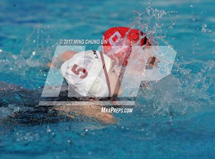Thumbnail 3 in Laguna Beach vs. San Clemente (Newport Holiday Cup) photogallery.