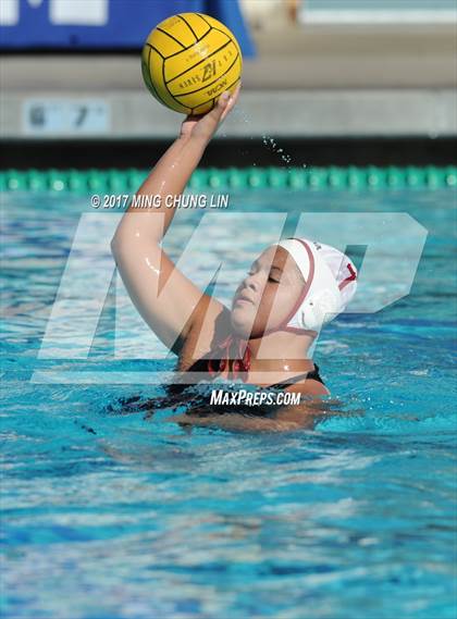 Thumbnail 2 in Laguna Beach vs. San Clemente (Newport Holiday Cup) photogallery.