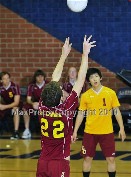 Thumbnail 1 in La Canada @ La Salle photogallery.