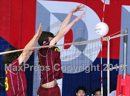 Thumbnail 1 in La Canada @ La Salle photogallery.
