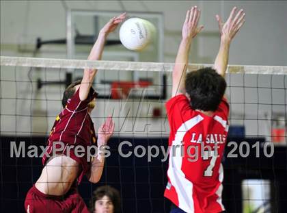 Thumbnail 3 in La Canada @ La Salle photogallery.