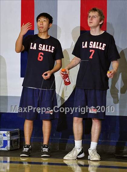 Thumbnail 3 in La Canada @ La Salle photogallery.