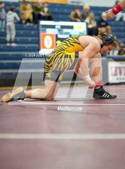 Thumbnail 2 in Hernando vs Oxford photogallery.