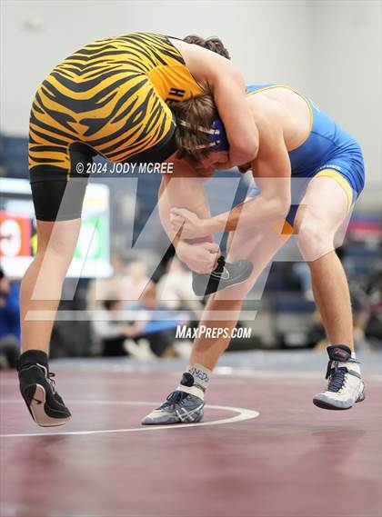 Thumbnail 2 in Hernando vs Oxford photogallery.