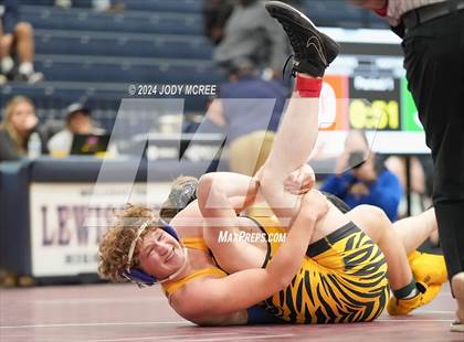 Thumbnail 1 in Hernando vs Oxford photogallery.