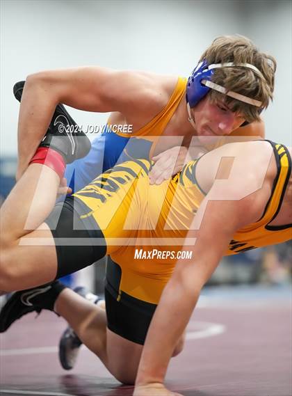 Thumbnail 3 in Hernando vs Oxford photogallery.