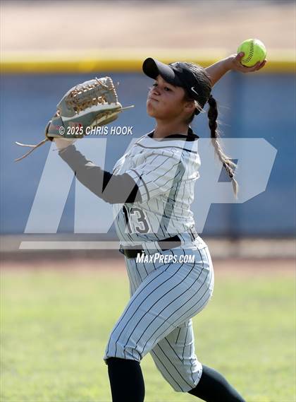 Thumbnail 3 in Douglas @ Sahuarita photogallery.