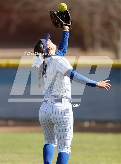 Thumbnail 3 in Douglas @ Sahuarita photogallery.