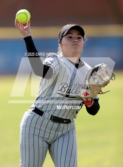 Thumbnail 3 in Douglas @ Sahuarita photogallery.