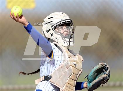 Thumbnail 3 in Douglas @ Sahuarita photogallery.