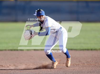 Thumbnail 3 in Douglas @ Sahuarita photogallery.