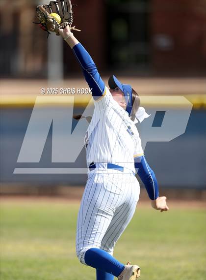 Thumbnail 3 in Douglas @ Sahuarita photogallery.