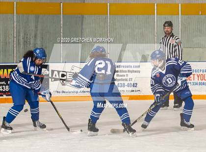 Thumbnail 3 in Darien @ Wilton photogallery.